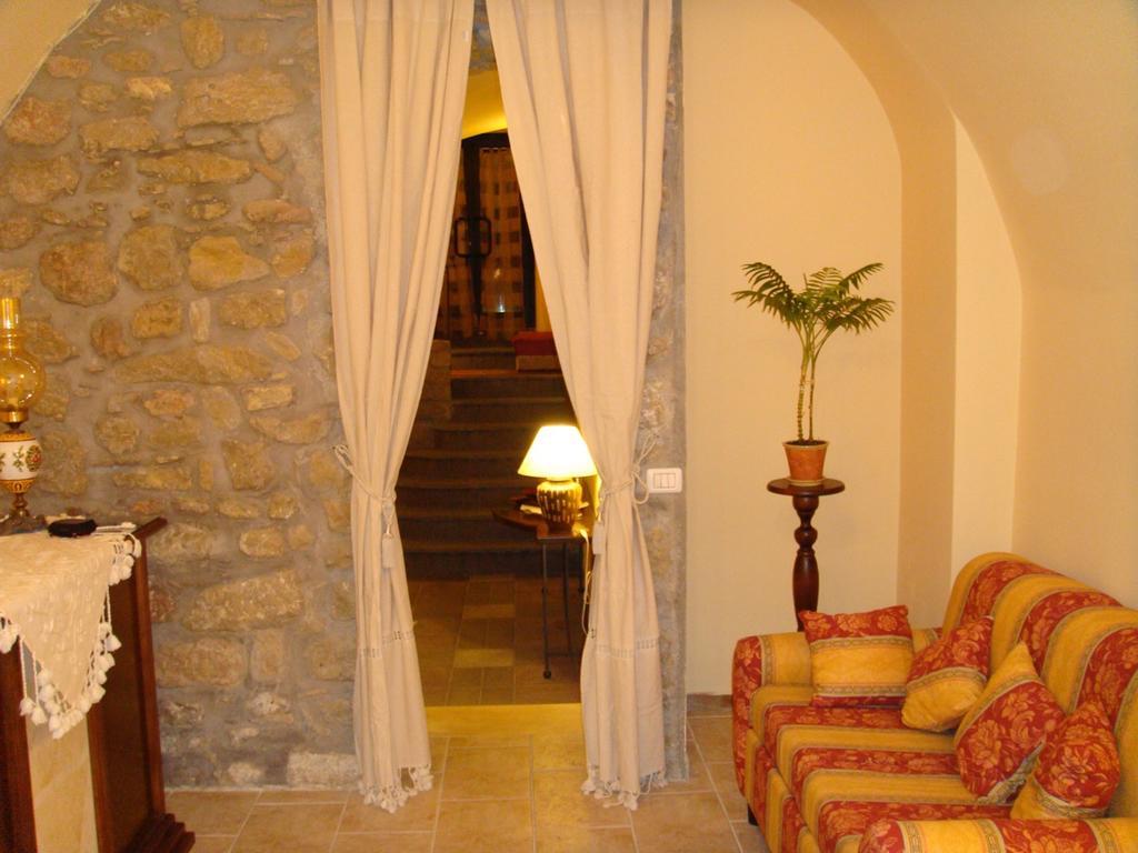 Appartamento Antica Acropoli Centuripe Εξωτερικό φωτογραφία